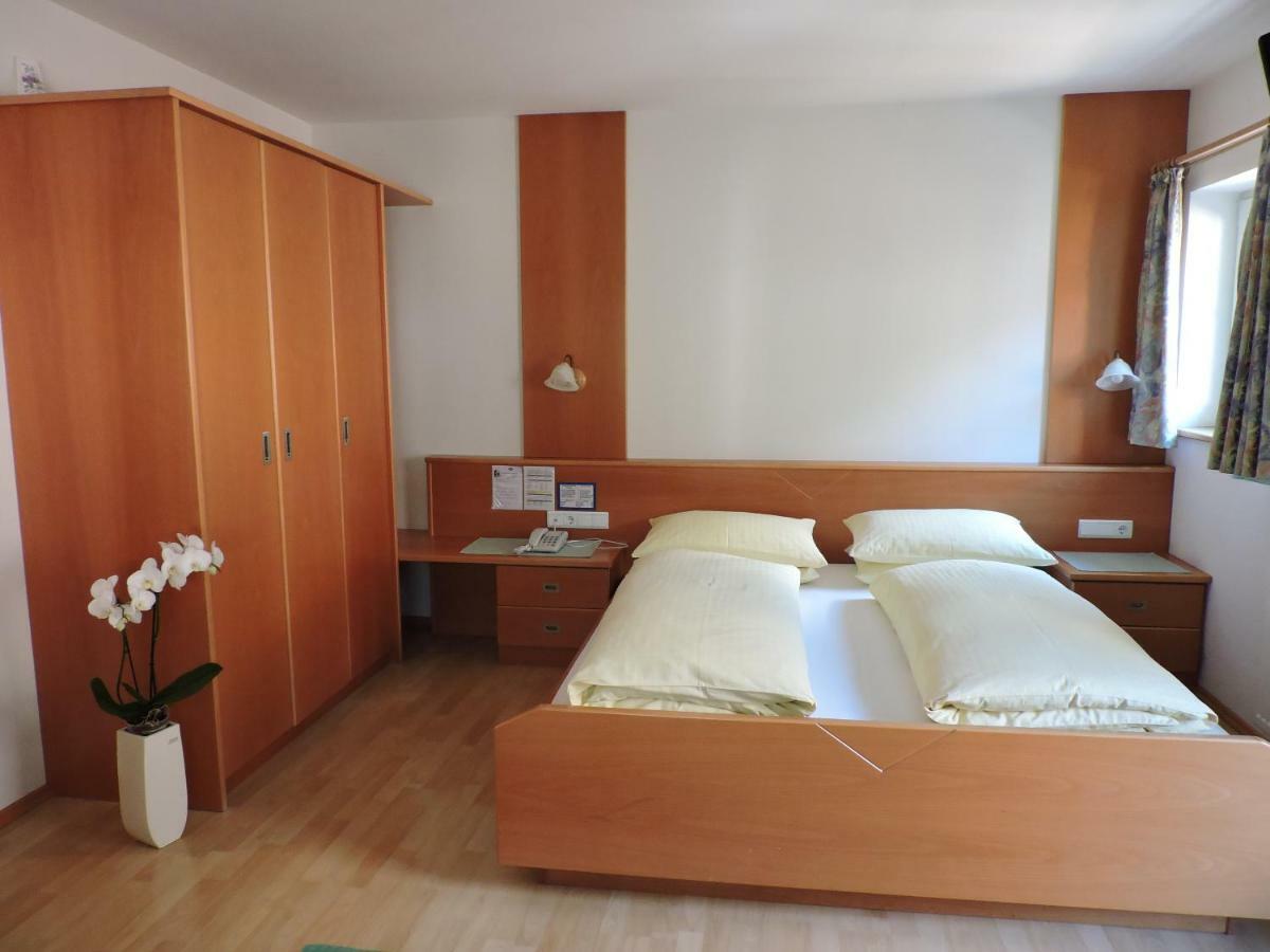 Aparthotel Kuehlerhof à Anterselva di Mezzo Extérieur photo